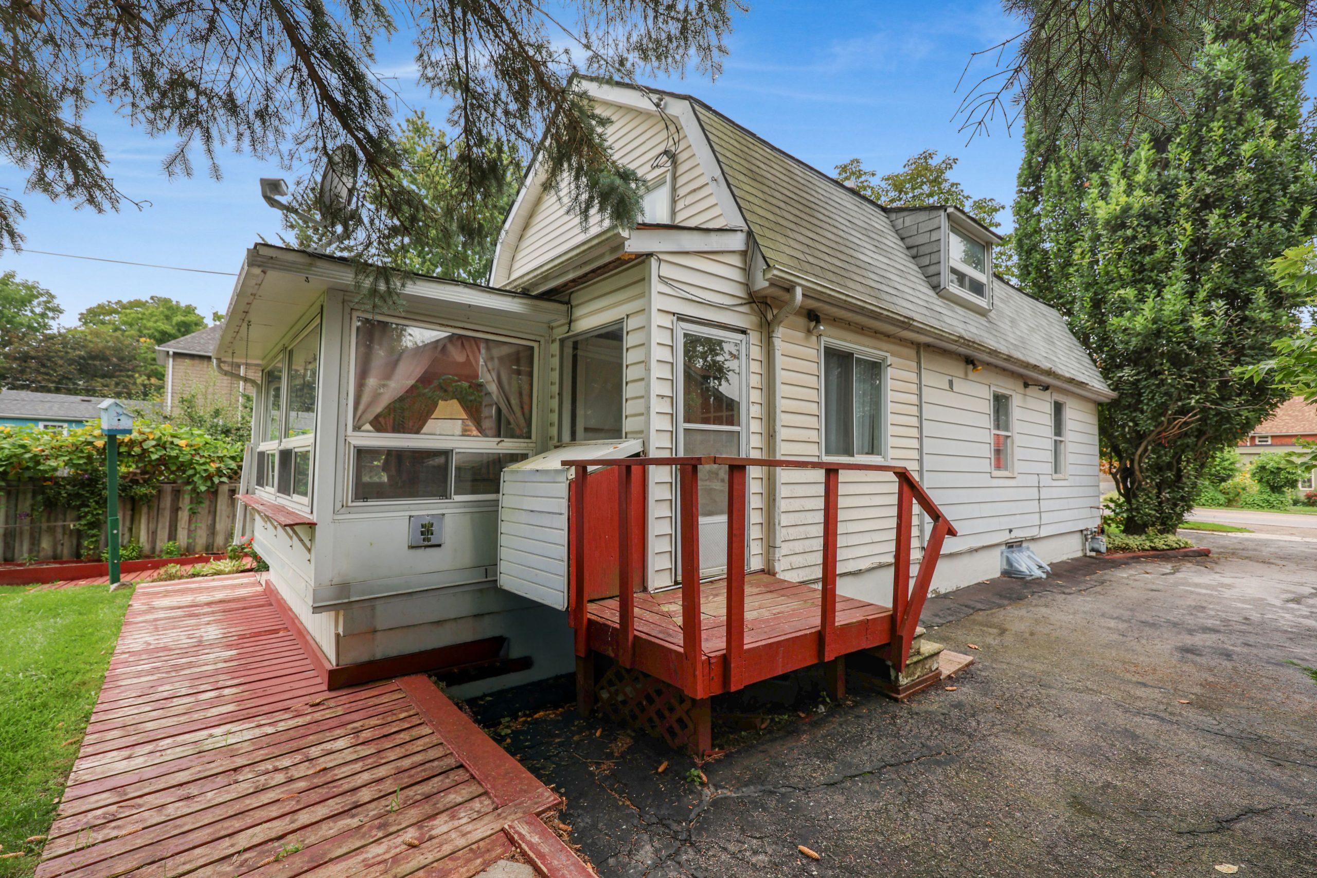 41 Mill Street East_125