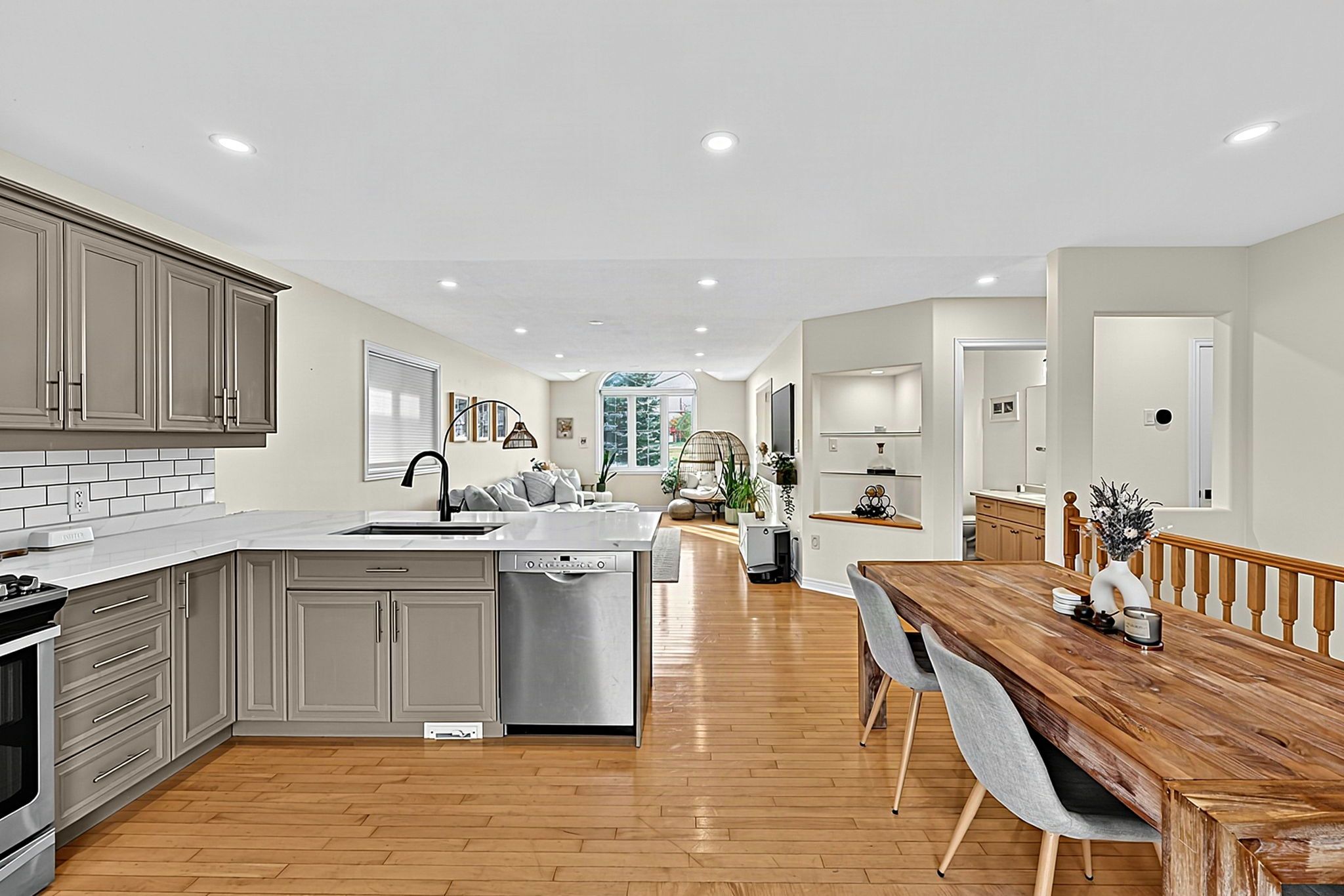 8 Graham St INT (28)