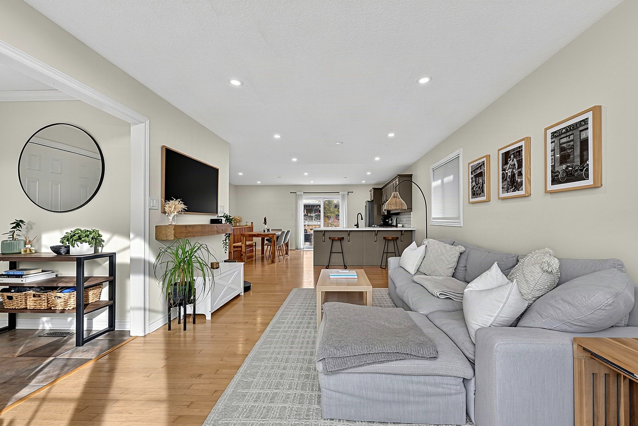 8 Graham St INT (4)