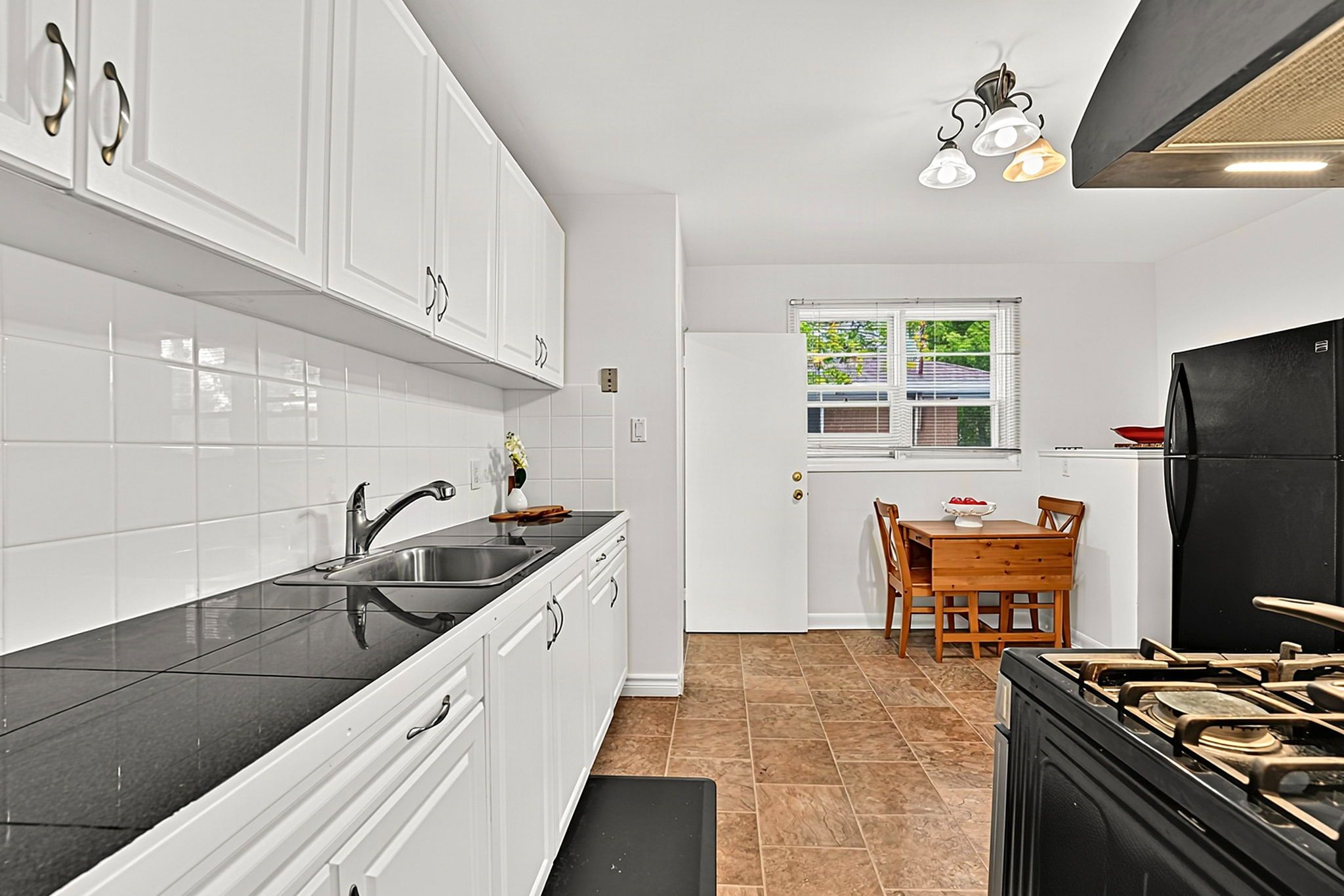 84 Longford Drive_118