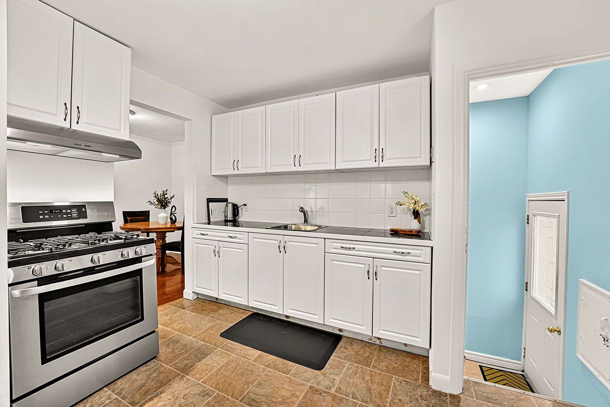 84 Longford Drive_121