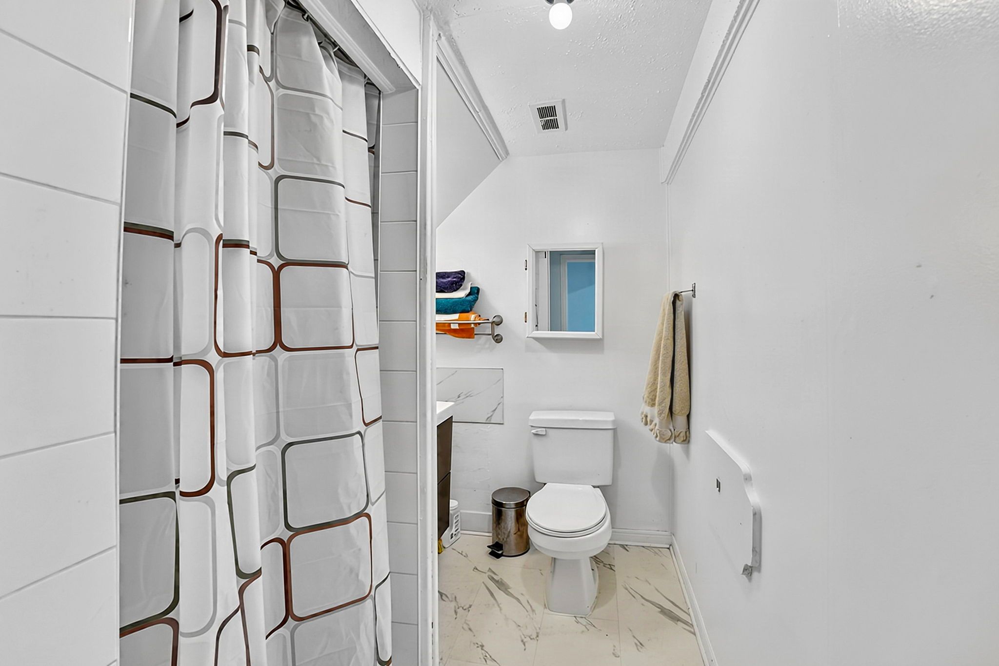 84 Longford Drive_141