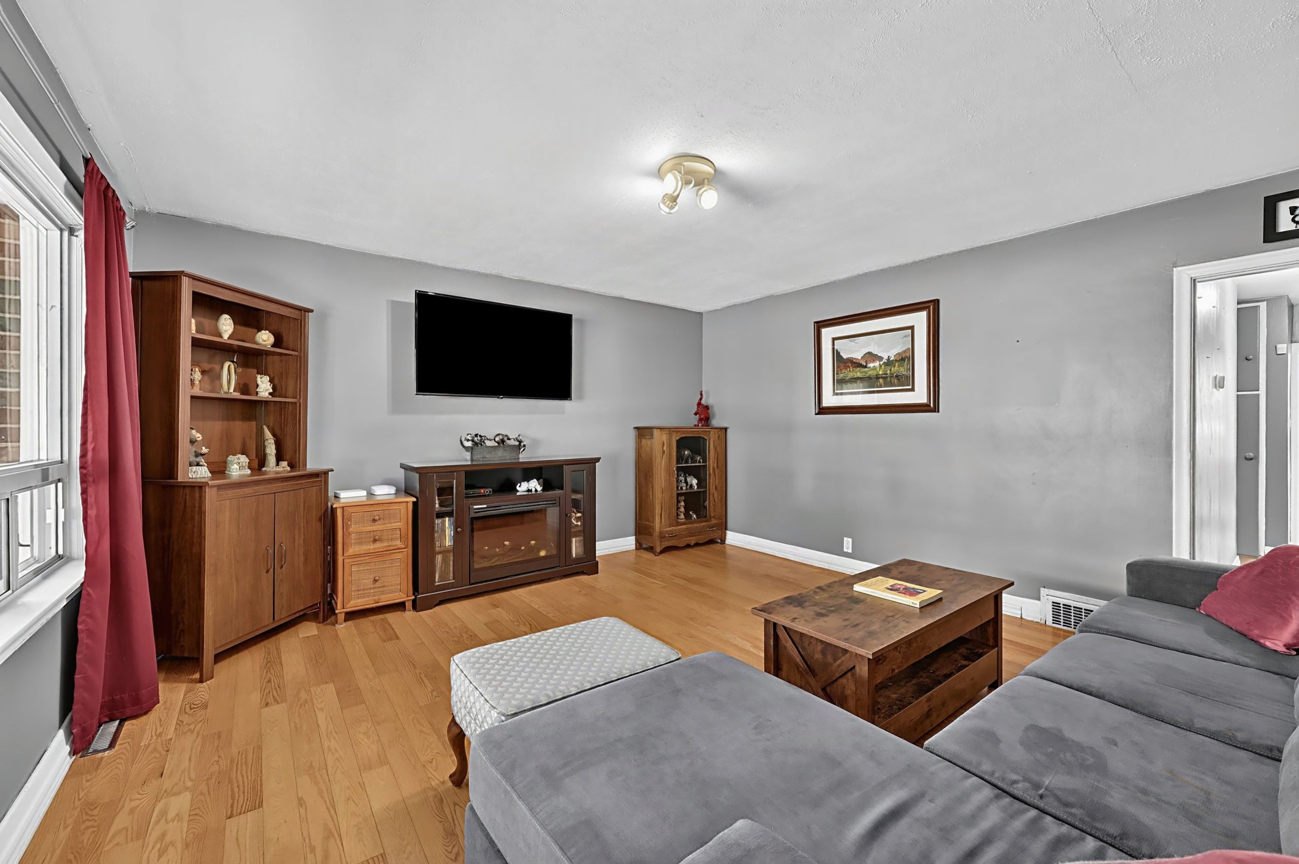 90 Roxborough Road_121