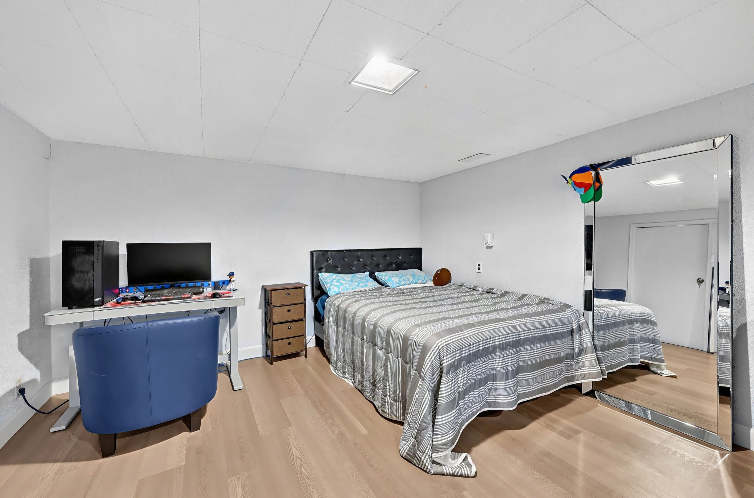 90 Roxborough Road_147