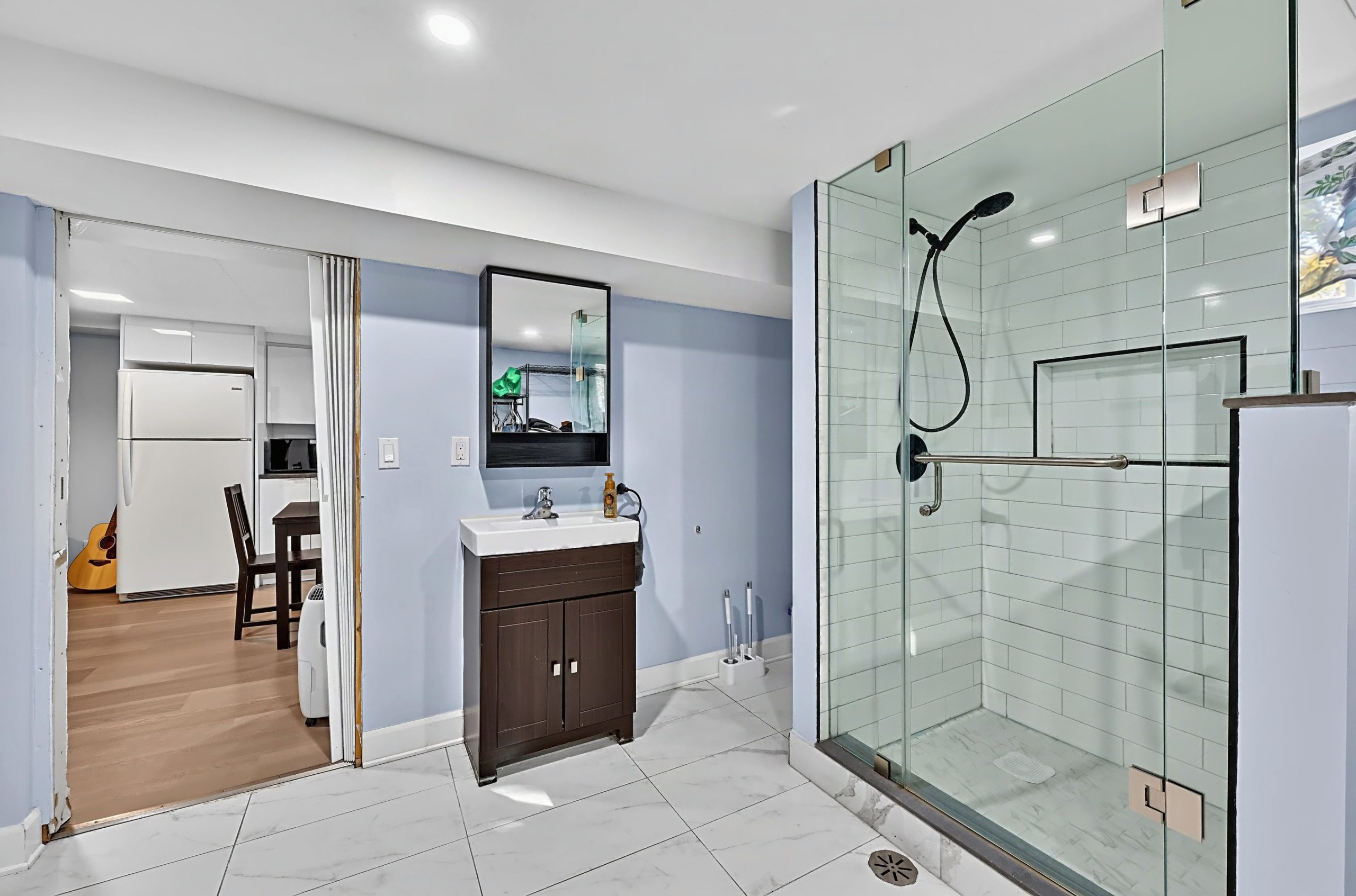 90 Roxborough Road_150